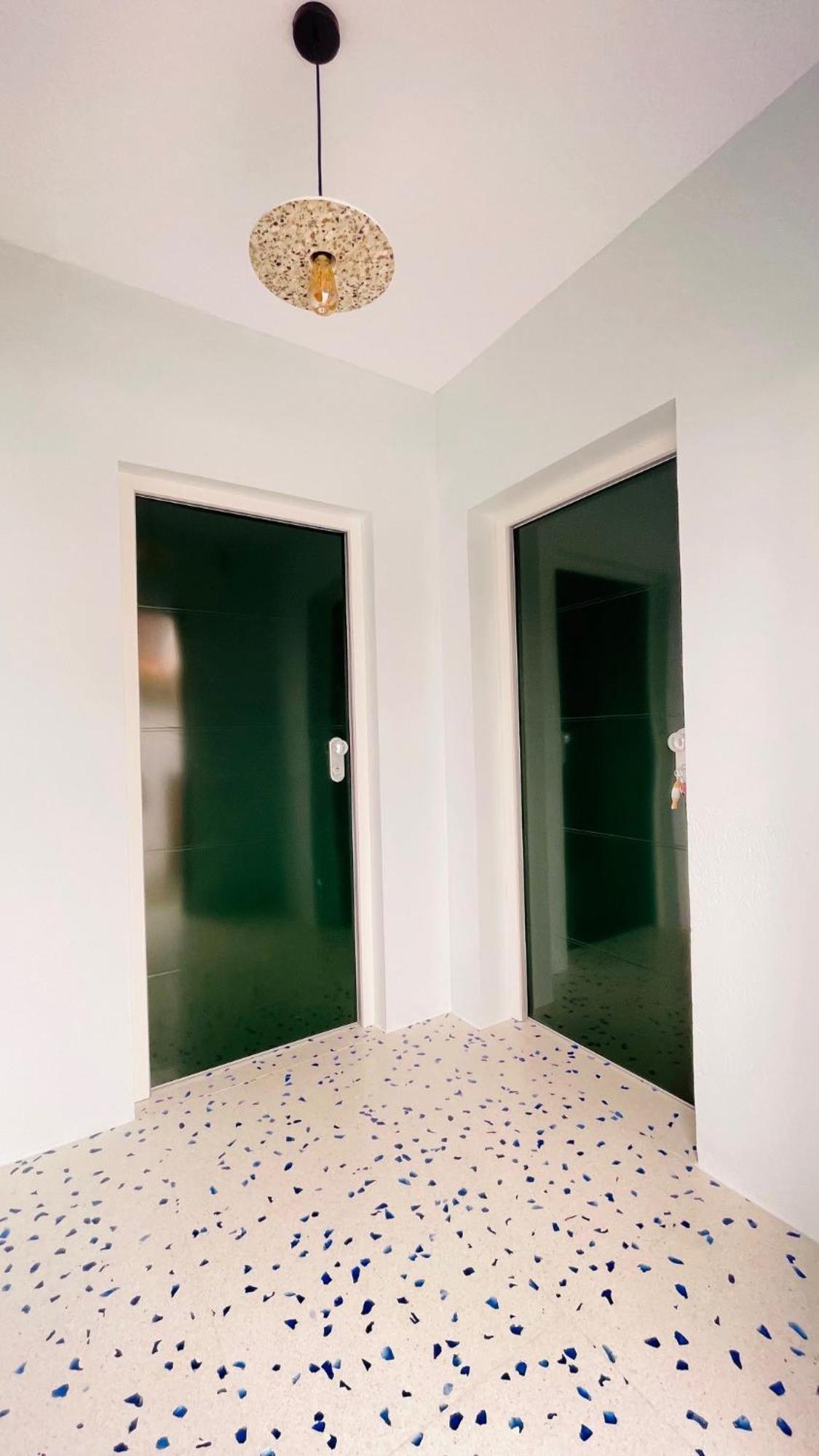 شقة New Calm & Charming Loft ألتيا المظهر الخارجي الصورة